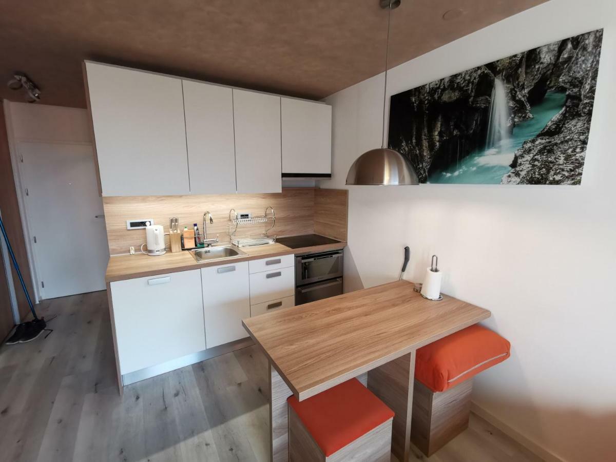 Studio Apartment Jez Bovec Eksteriør bilde